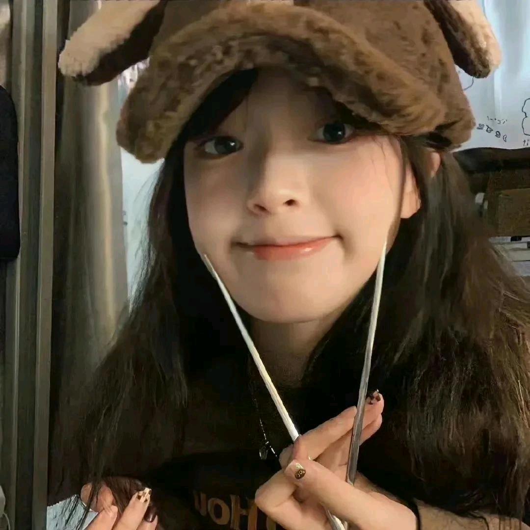 Summer（娶资源看🐷耶）