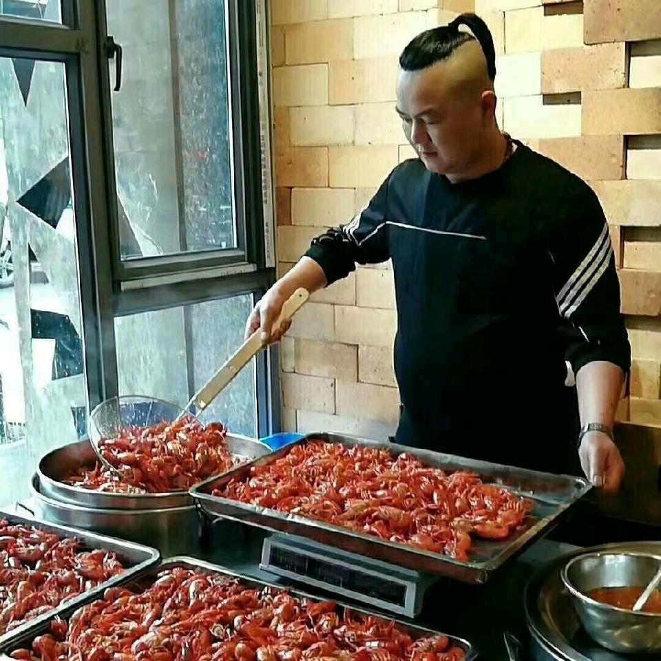 蒙大炮（铁锅们）