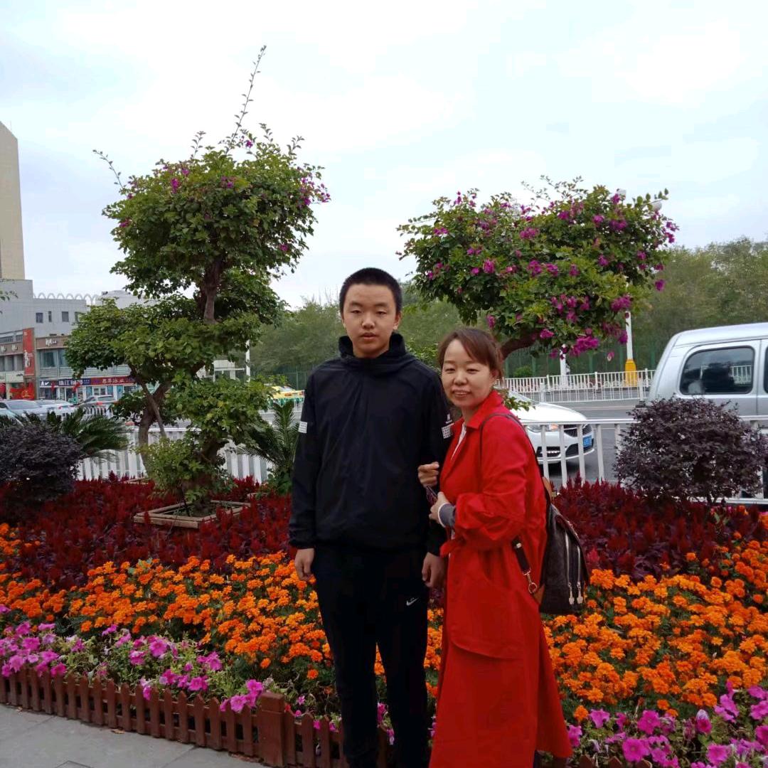 黄帅妈妈)