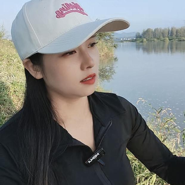 女钓手秦凌