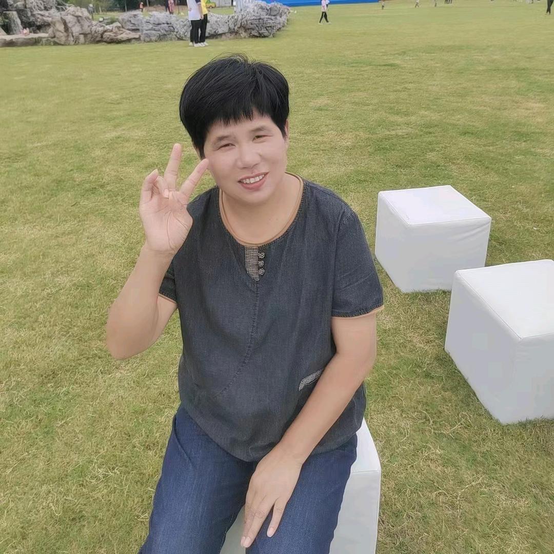 李姐（美女妈妈）