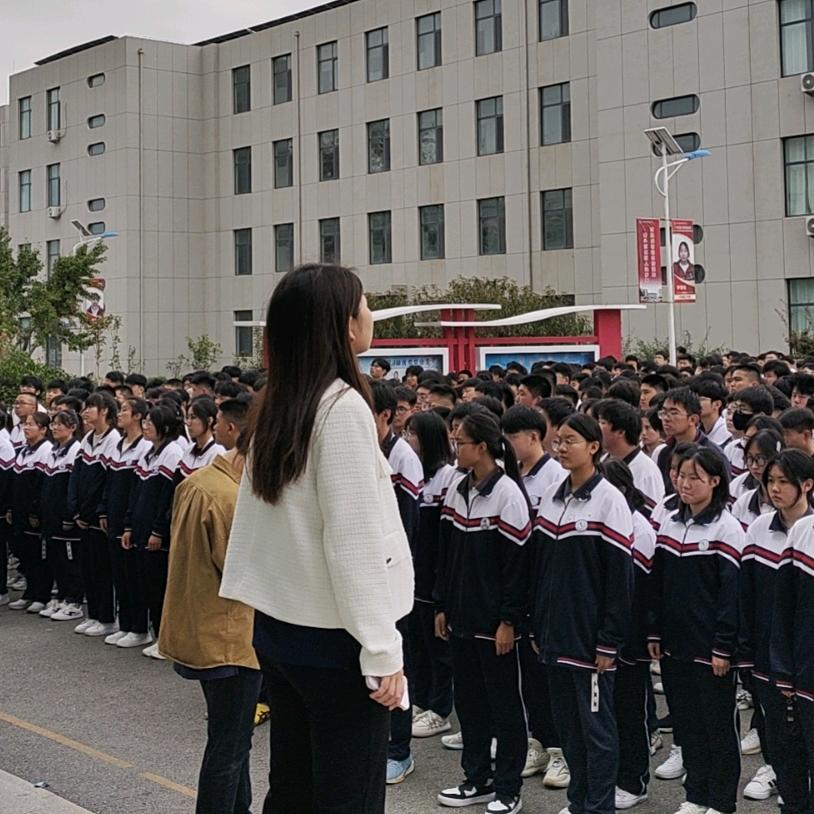 绿泽薛老师