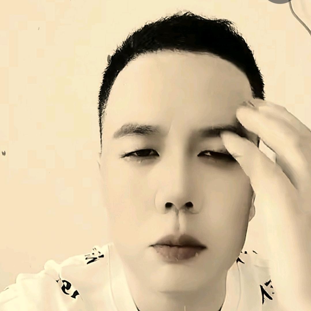 男人的泪自己醉