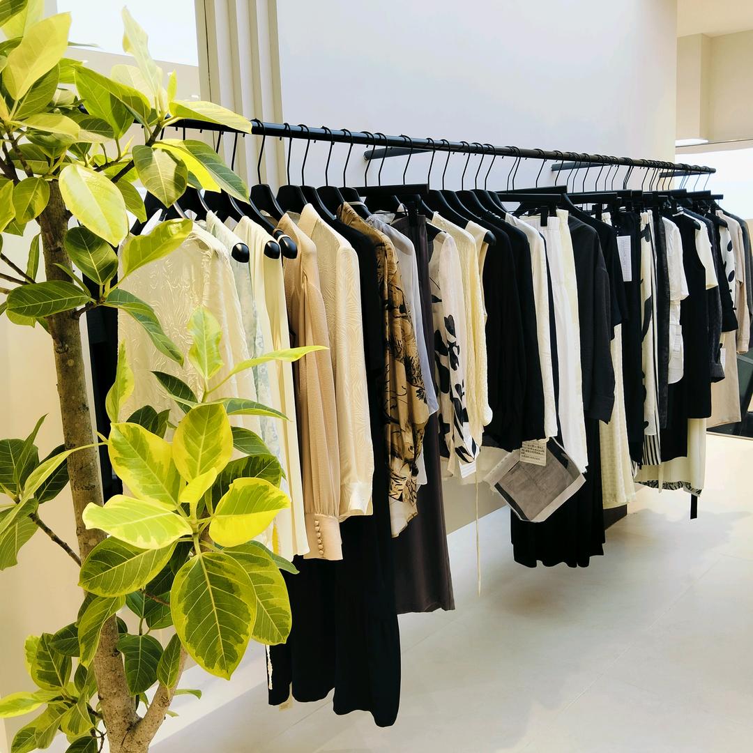 杭州萧山区鸿达路丝美服装店