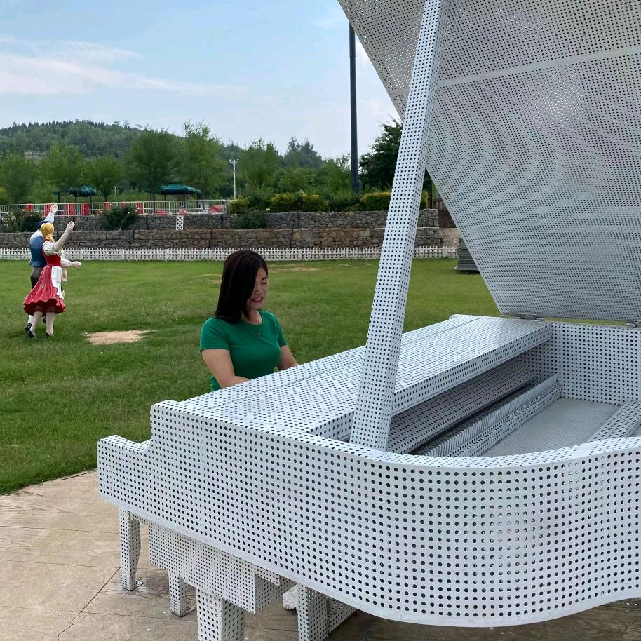 天蕴霞姐（中达广场）