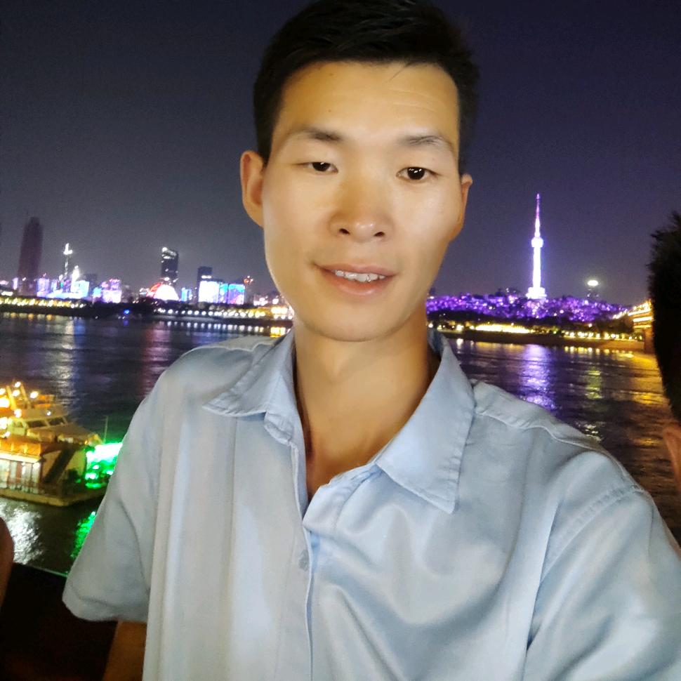 盧镓锕肆戨