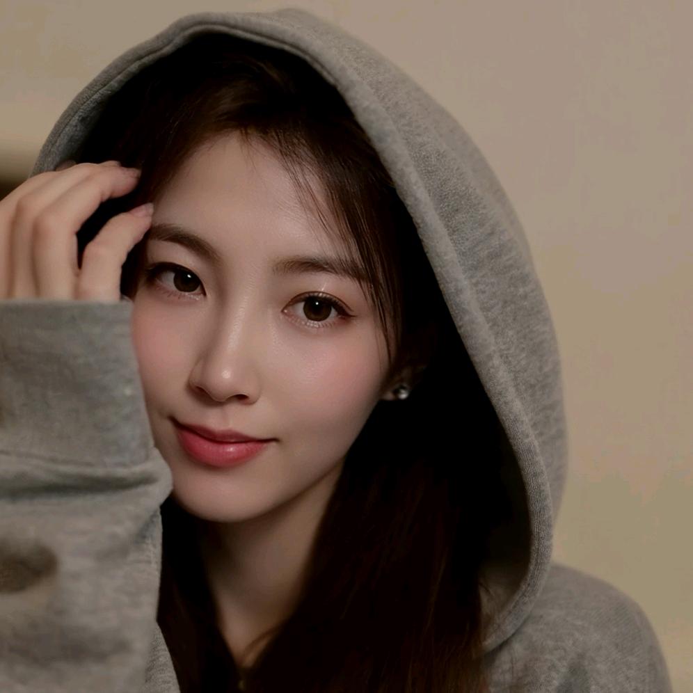 🌼*路璐吖