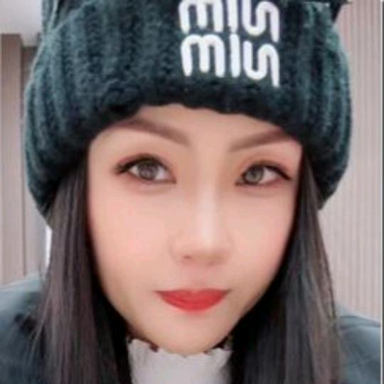 诗芳芳的小铺