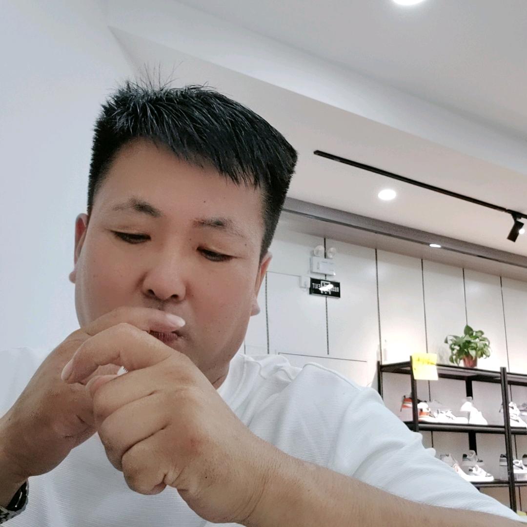 宝 哥