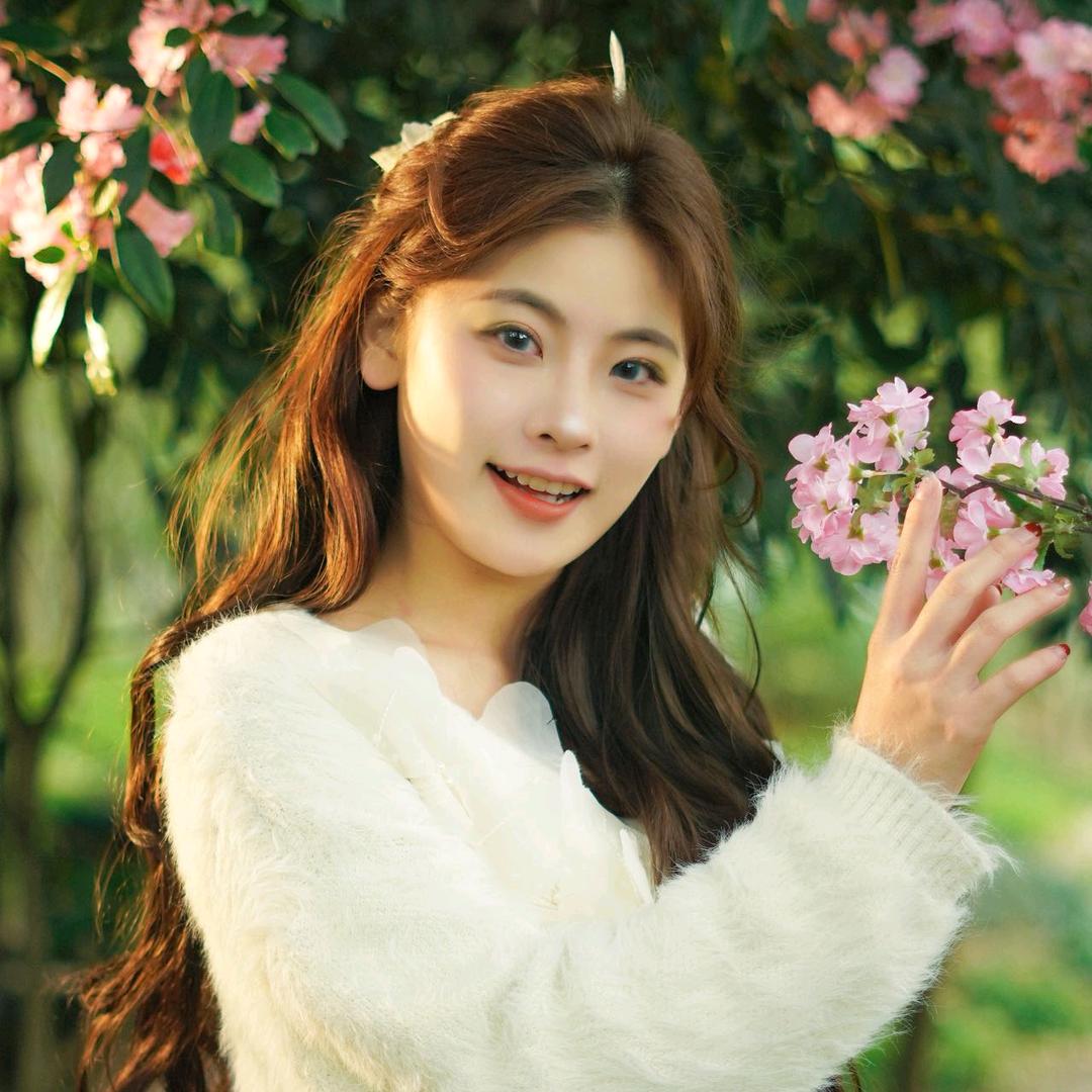 爱回收的小美