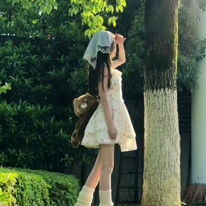 小兔子乖乖，把门开开开