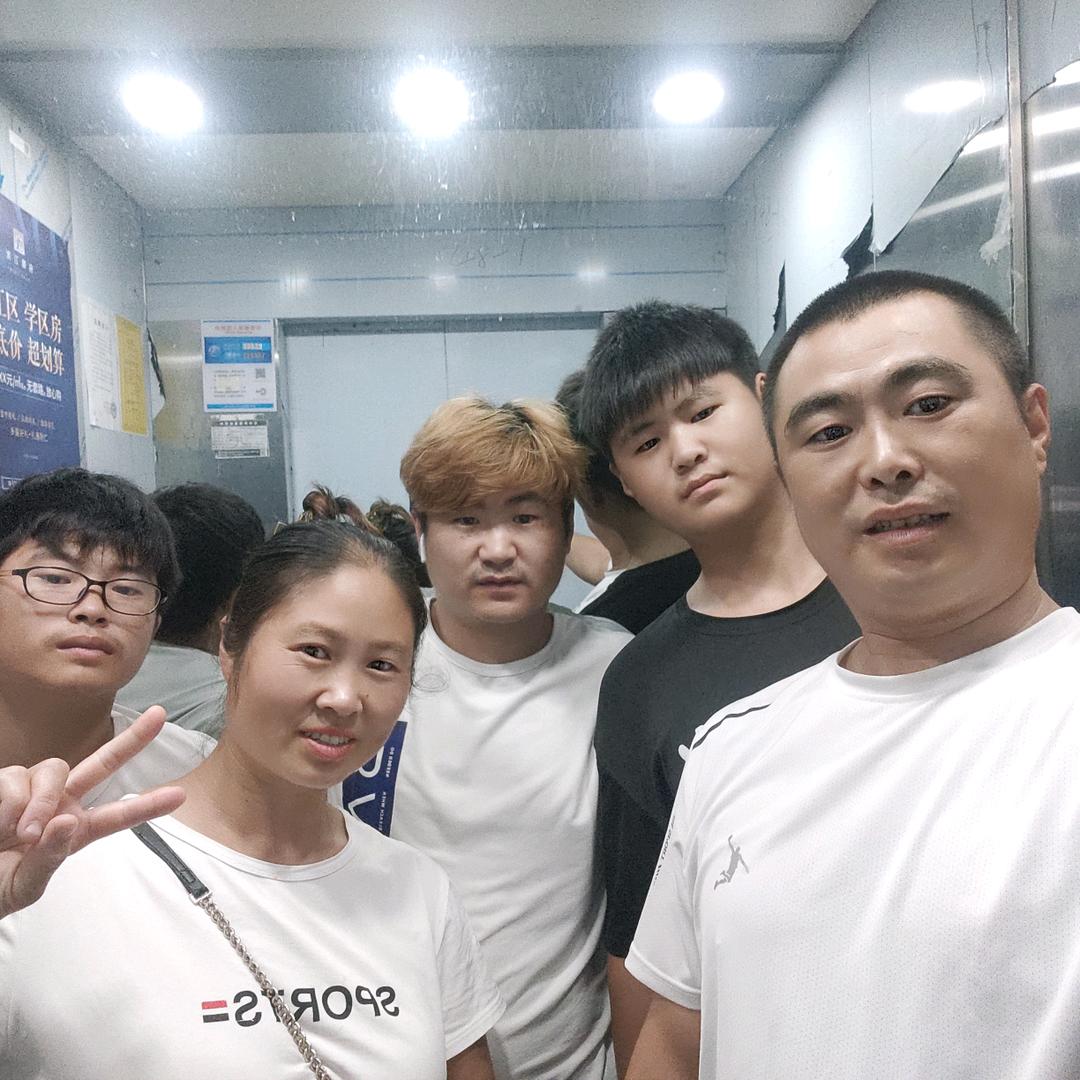 汪明军龚滩黔利水产