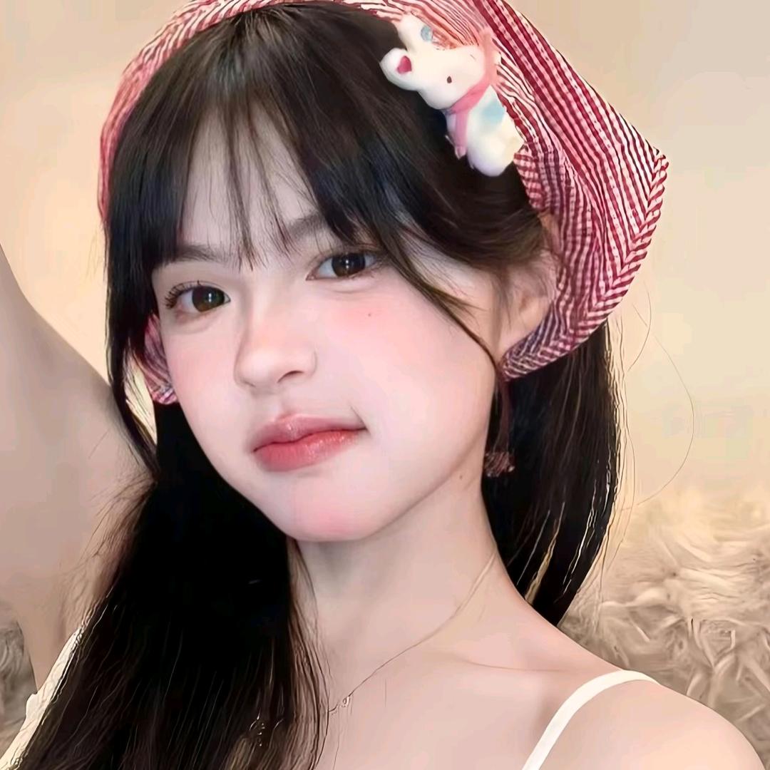 青青小酸李
