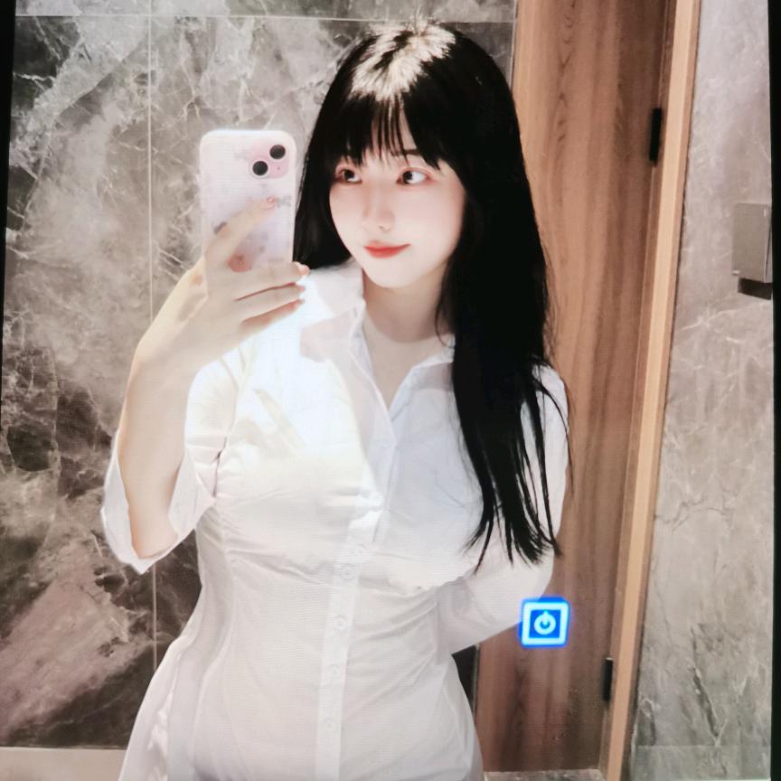 小慧姐（丝聊必回）