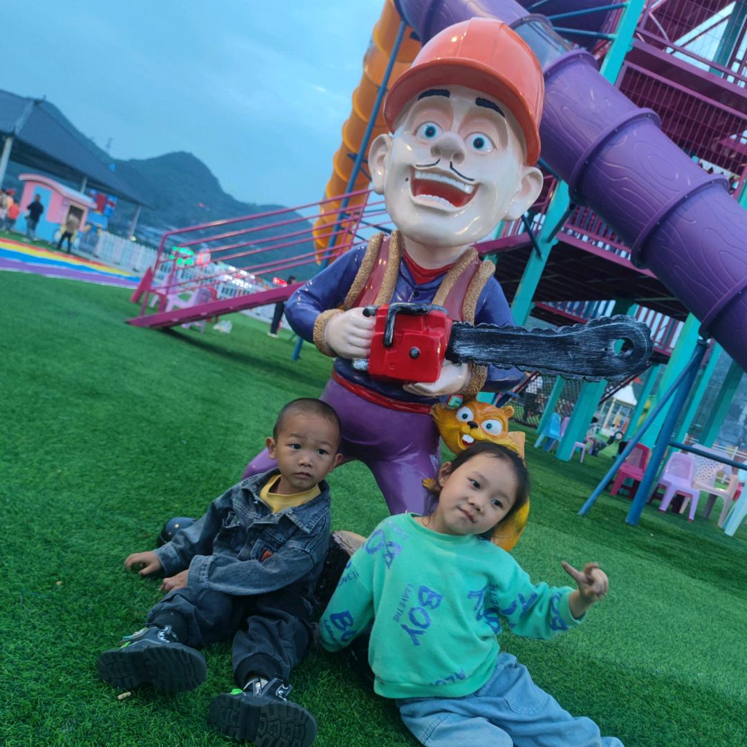 快孃安龙剪粉快孃安龙剪粉官方账号