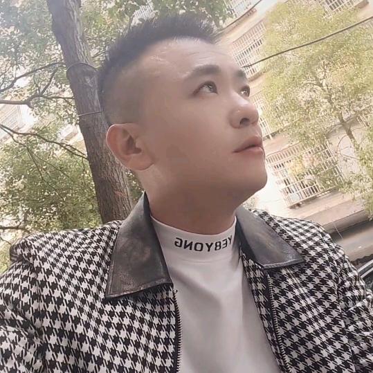 小明同学🇨🇳