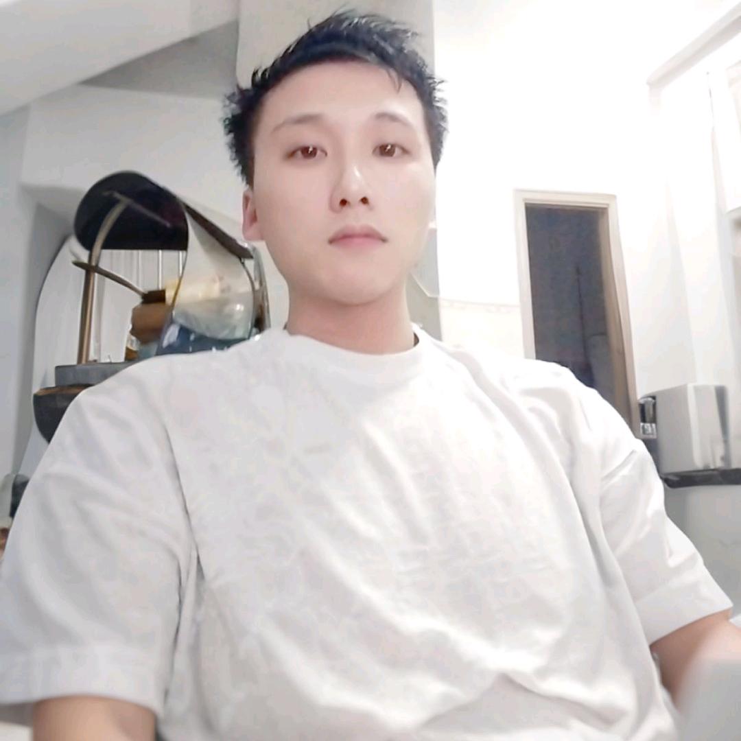 胶己人
