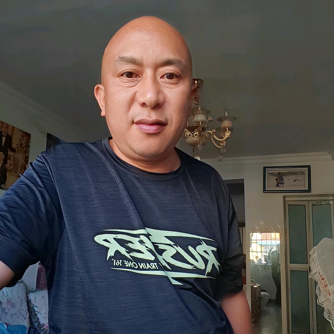 光头强哥（好物在厨窗）