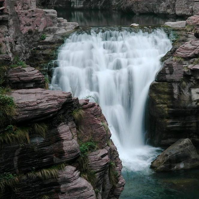 不骄不馁 迈向成功。