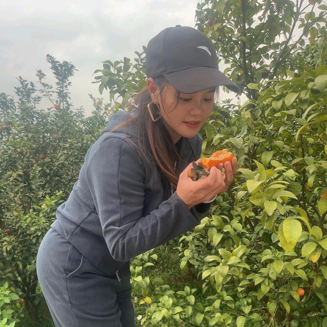 爱跳舞紫依(晚上8点30分开播)