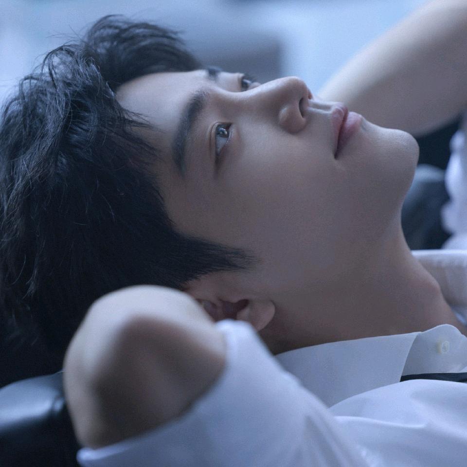 我是一只小虾米呀