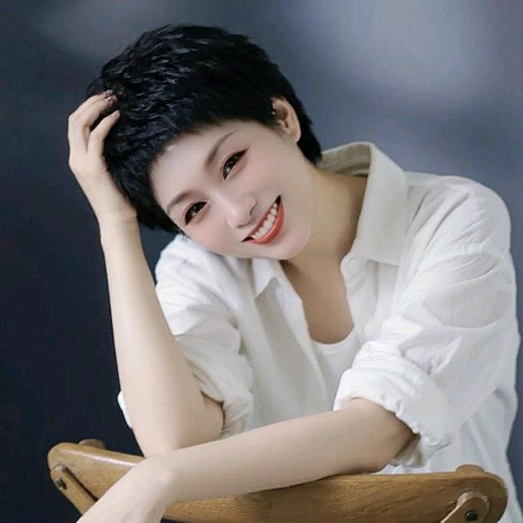 瑞雯