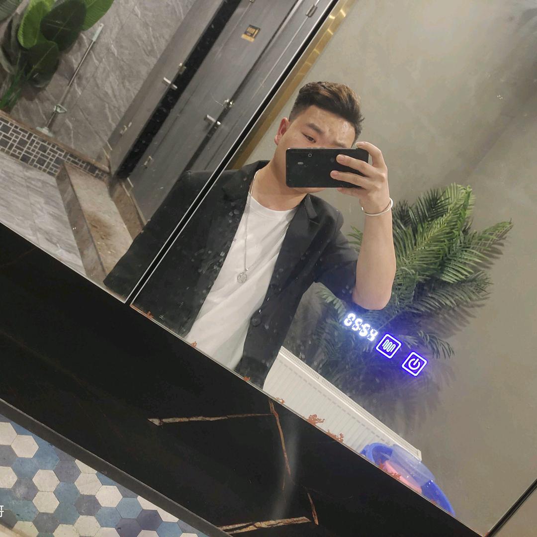 风渐渐变得凛冽！