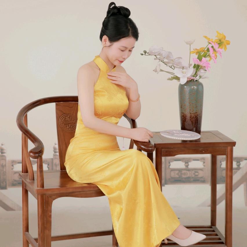 小八妹 5点—12点直播加工香肠