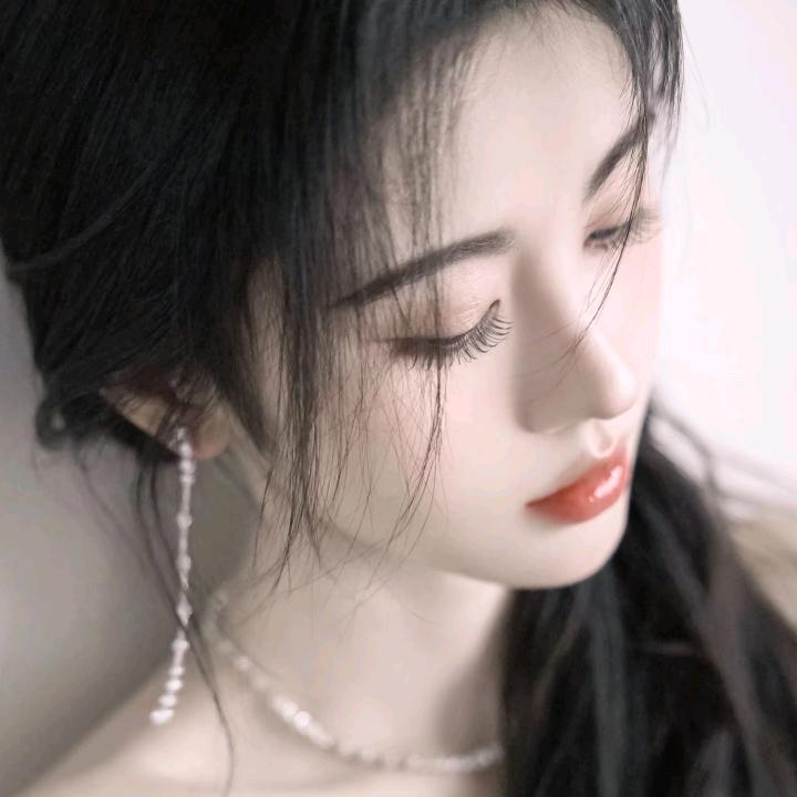 啊凝