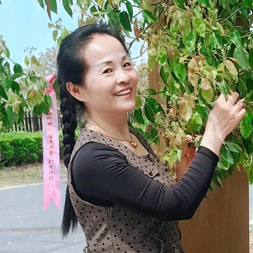 ℋღ᭄🍒艺芩💞࿐