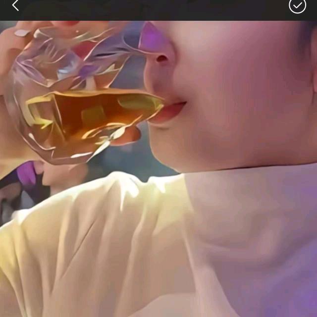 依依