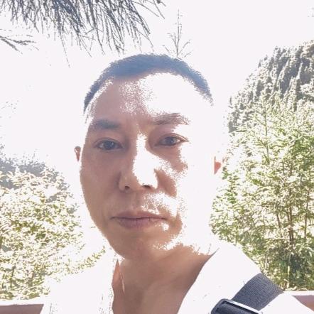 胡纯武，字鉴之，号茶园墨客。