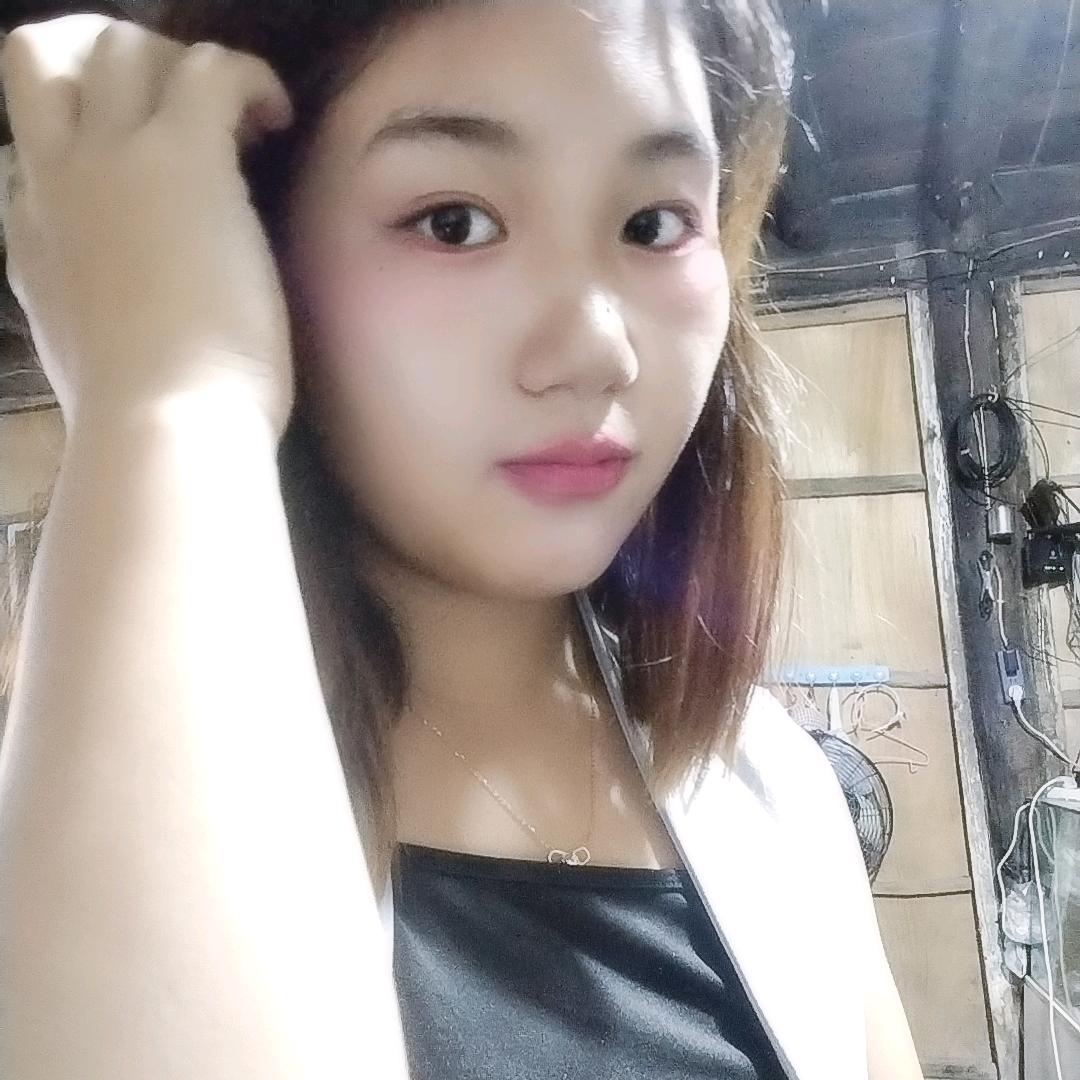 何小梅🌻