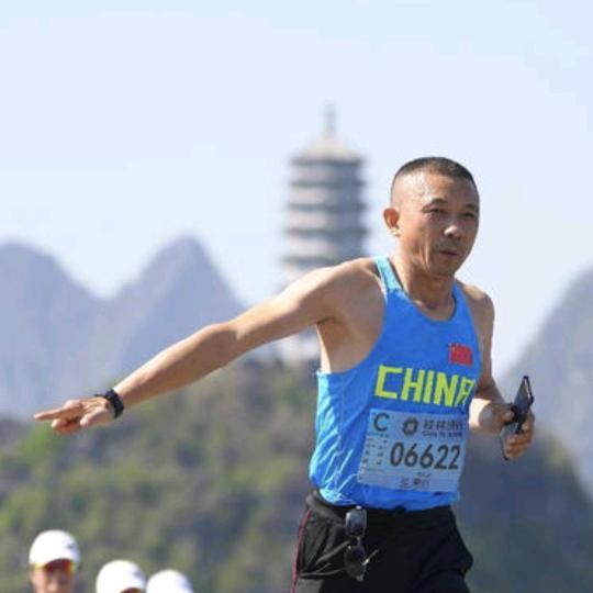 业余跑者.Rong哥