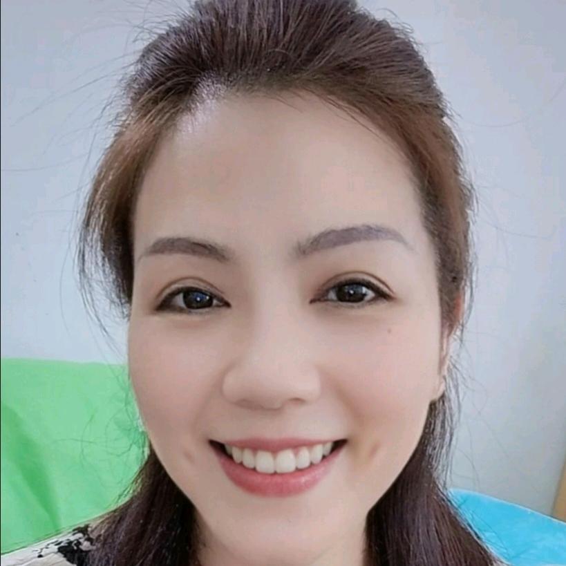 @微笑🍀向暖