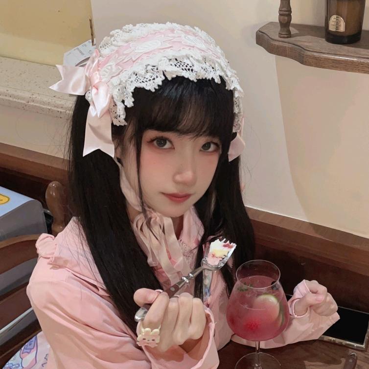 阿婆爱美丽