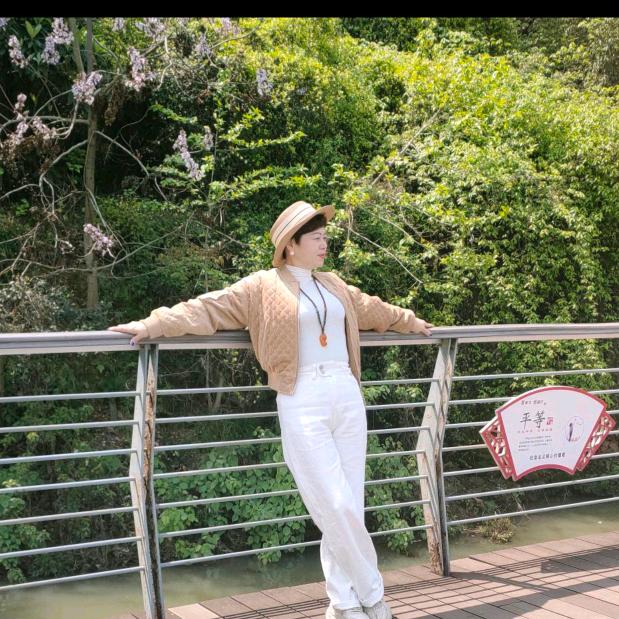 林姐：💃