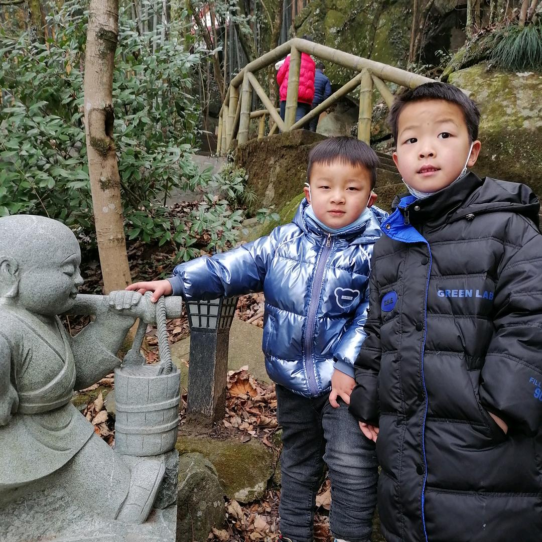钕紝