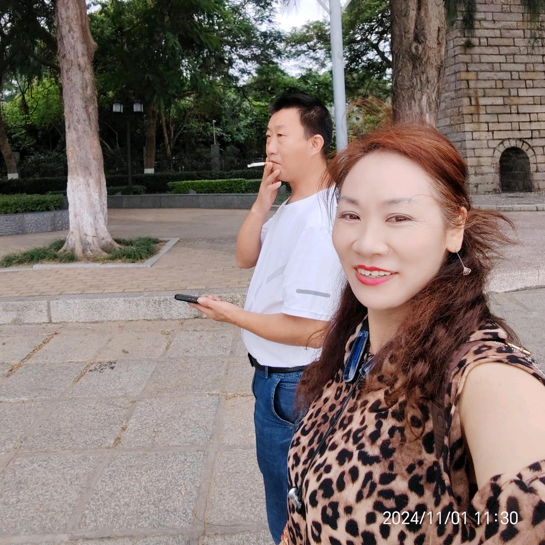 钱财如粪土，仁义值千金