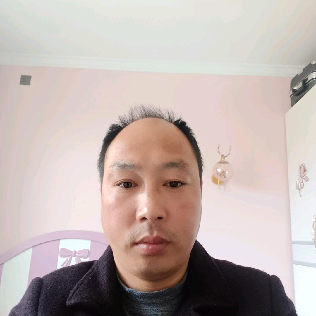 张亚东