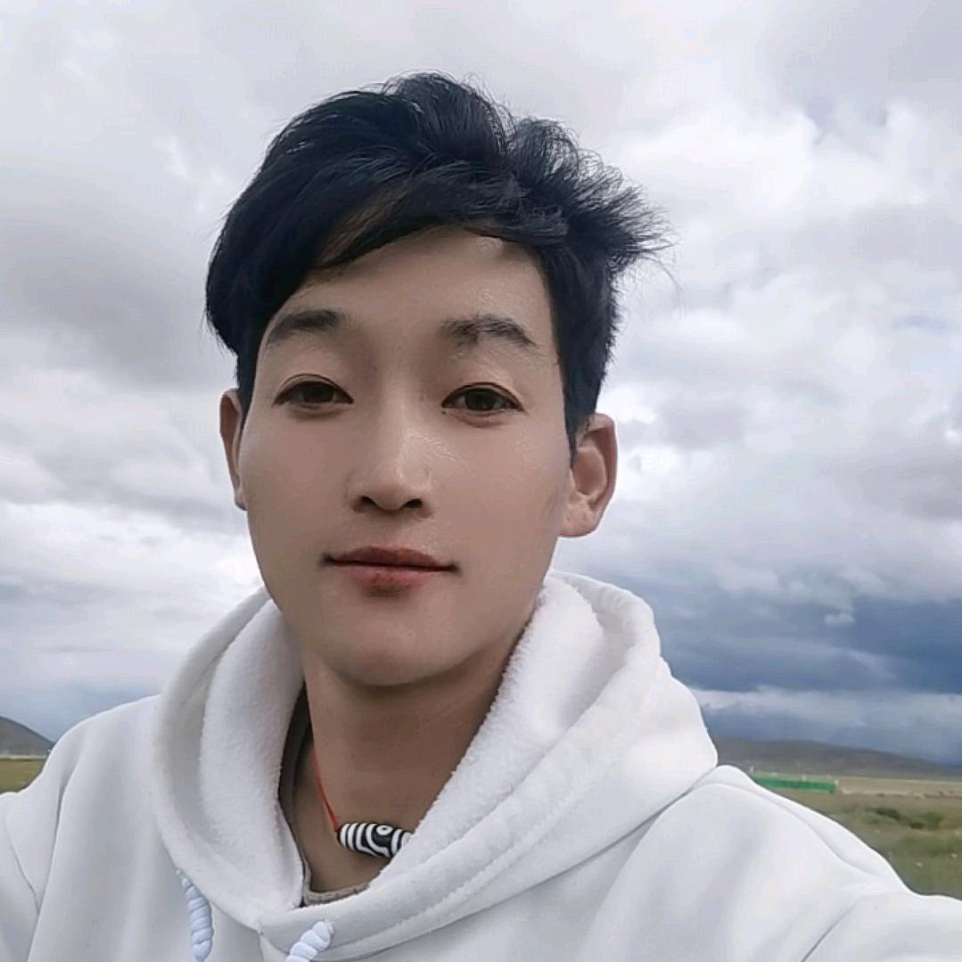 ☘🍀拉顿🌷🌹