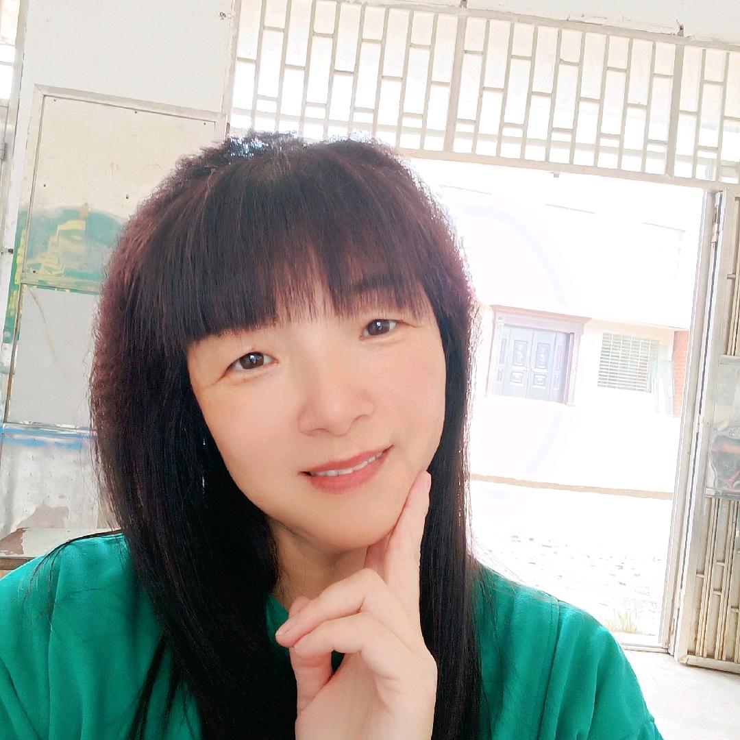 英子《专业美发》