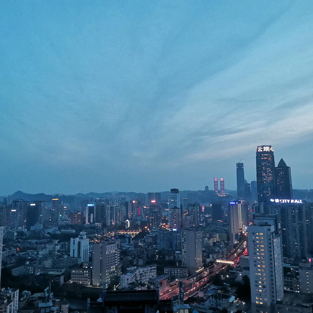 不知东方之既白