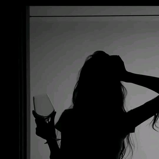 ꒦ິ懒儍儍꒦ິ