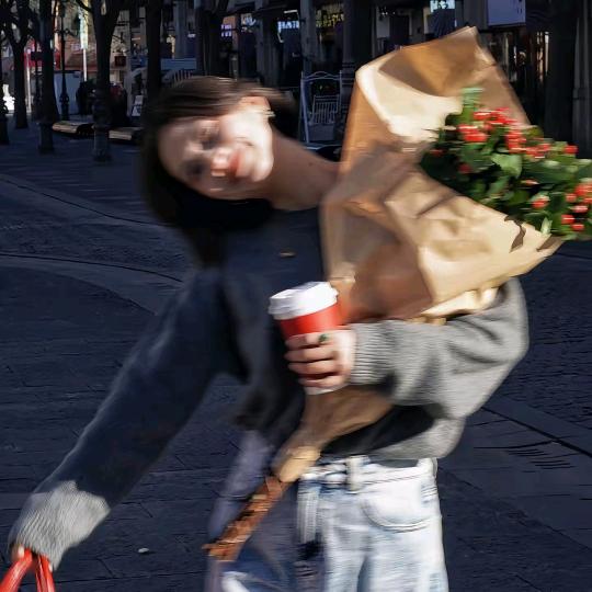 感不感动、不敢动
