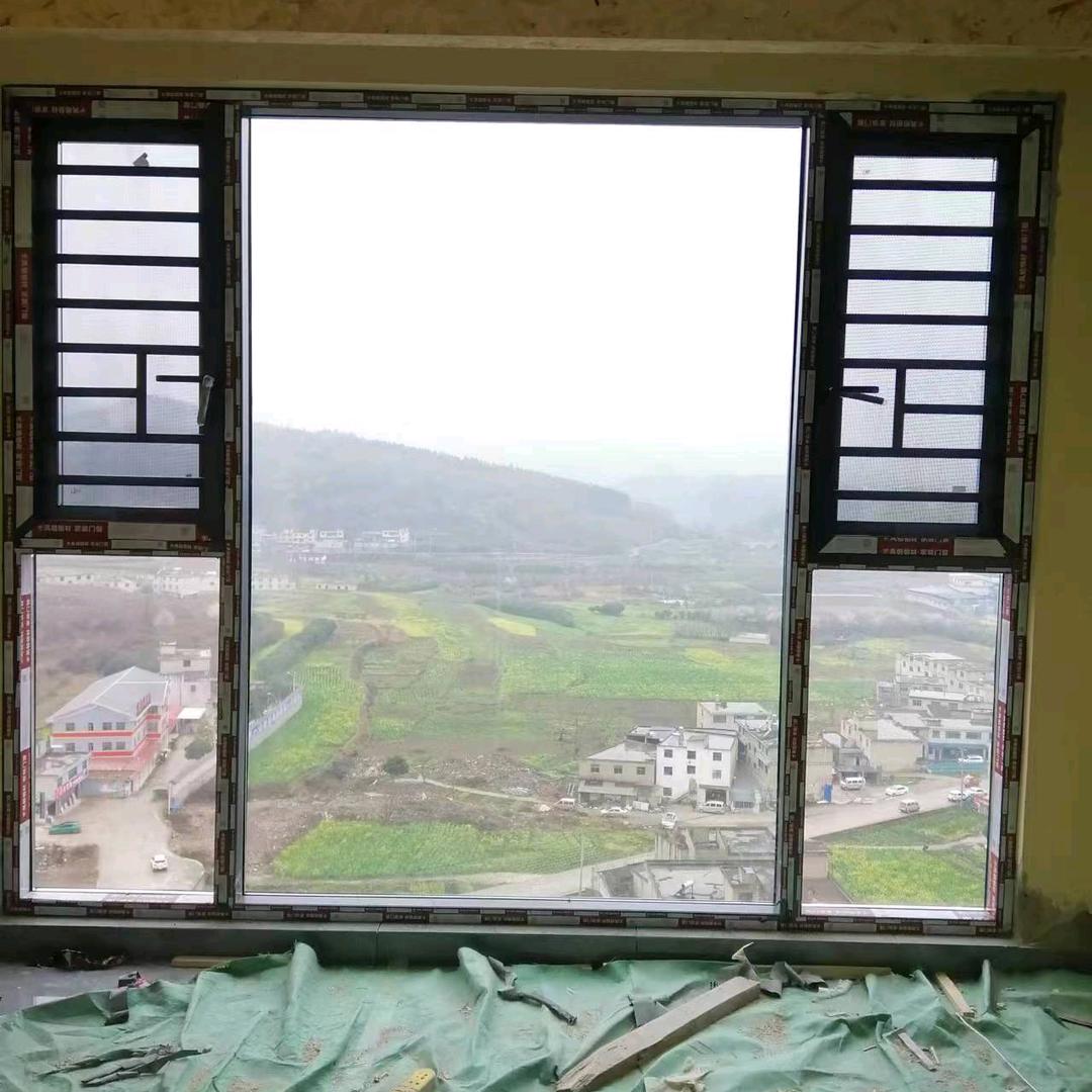 窗沿暖阳    专业封阳台