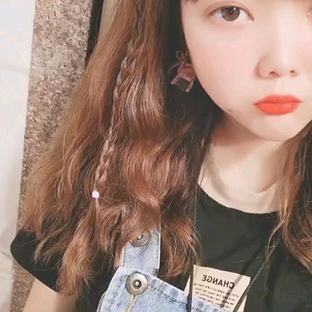 七七  👑👑👑