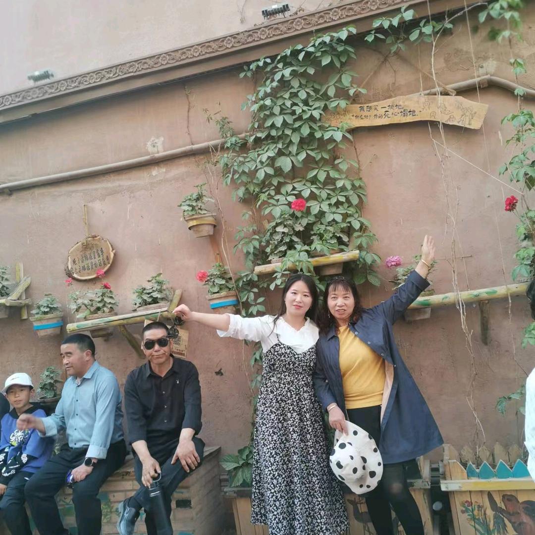 新疆恒鼎鑫业物业有限公司陈继红