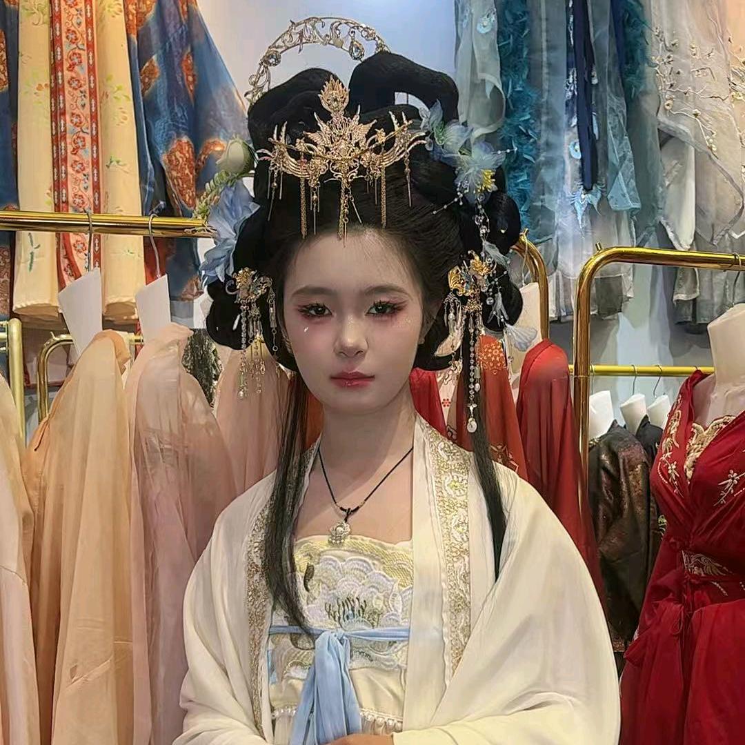 爱吃披萨（牛排）的小公主（富养千金）