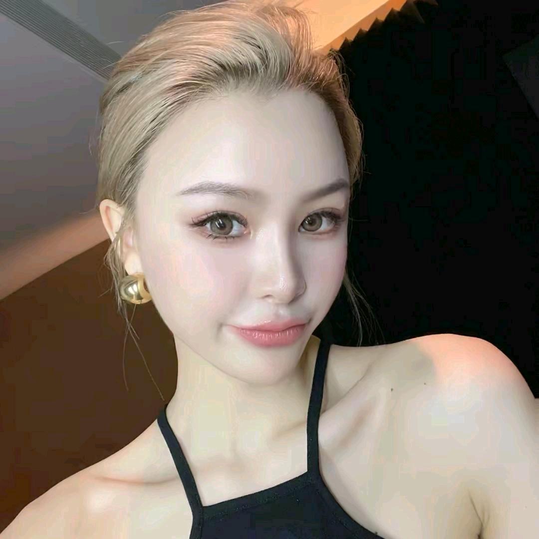 邹邹的私人衣橱